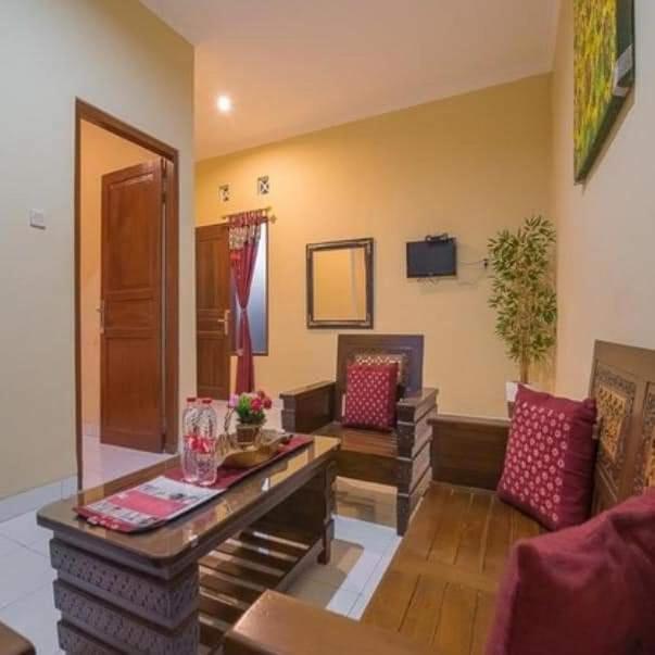 Hotel Omah Cepit Экстерьер фото